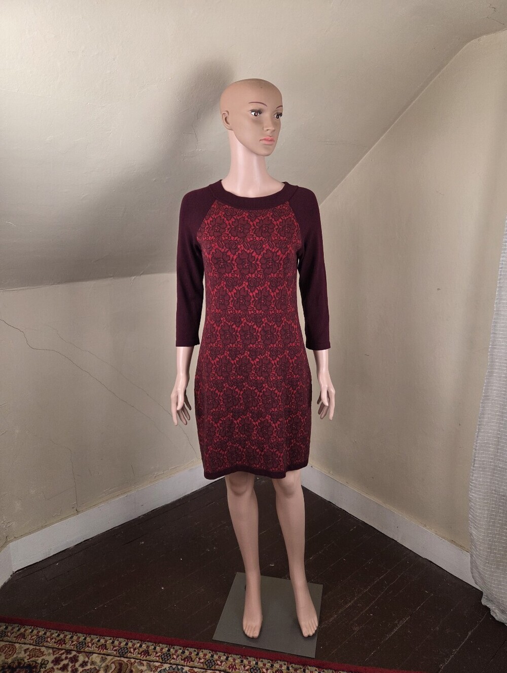 Weekend Max Mara Knit Dress Burgundy Red Floral Jacquard 3/4 Sleeve Sheath Dress